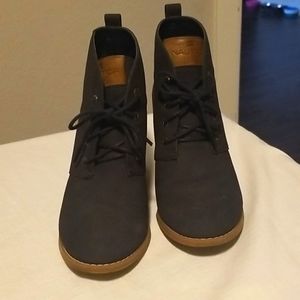 Shoes for college fund